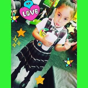 Meet your Posher, Emma